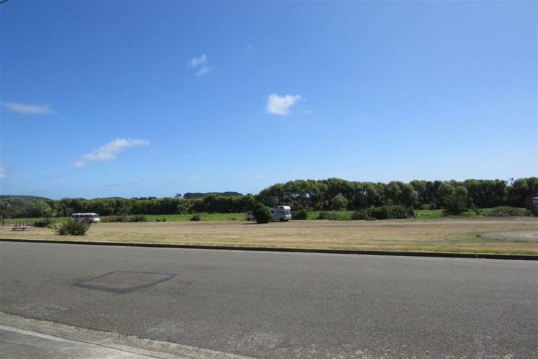 Photo of property in 7 Clyde Street, Foxton, 4814