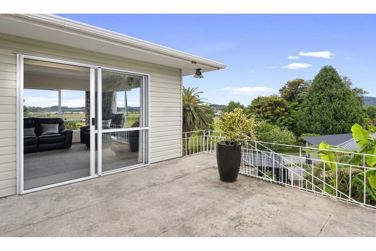 Photo of property in 10 Tanekaha Drive, Parahaki, Whangarei, 0112