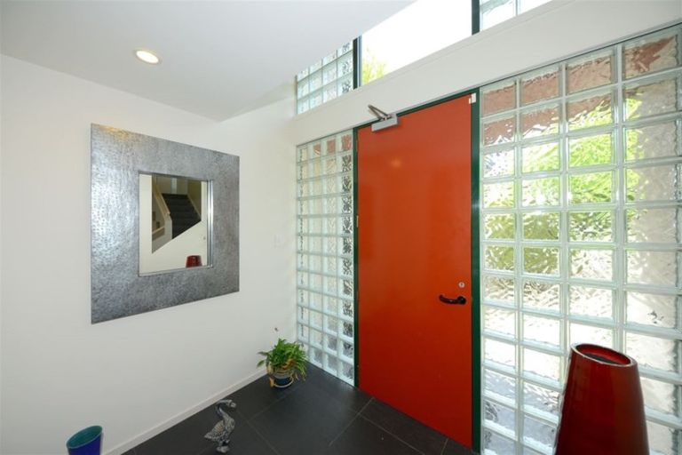 Photo of property in 3/19 Waiwetu Street, Fendalton, Christchurch, 8052