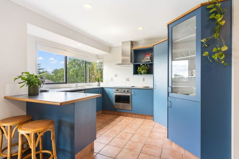 Photo of property in 11 Peregrine Place, Welcome Bay, Tauranga, 3112
