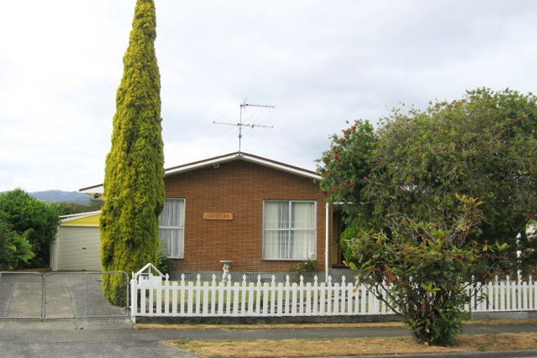 Photo of property in 81 Pasadena Crescent, Totara Park, Upper Hutt, 5018