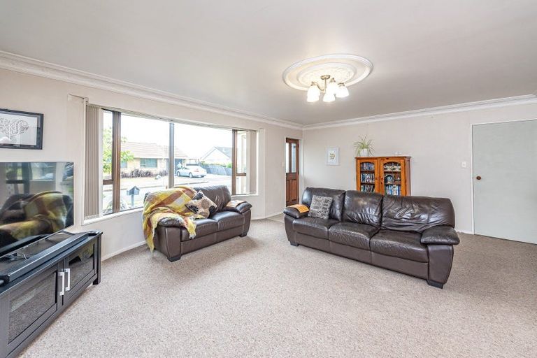 Photo of property in 2 Hampton Place, Springvale, Whanganui, 4501