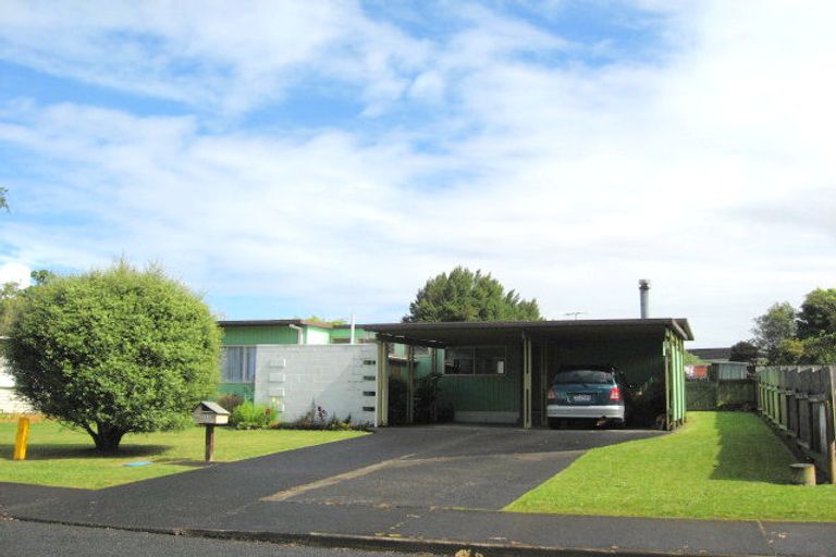 Photo of property in 23 Tatariki Street, Rosehill, Papakura, 2113