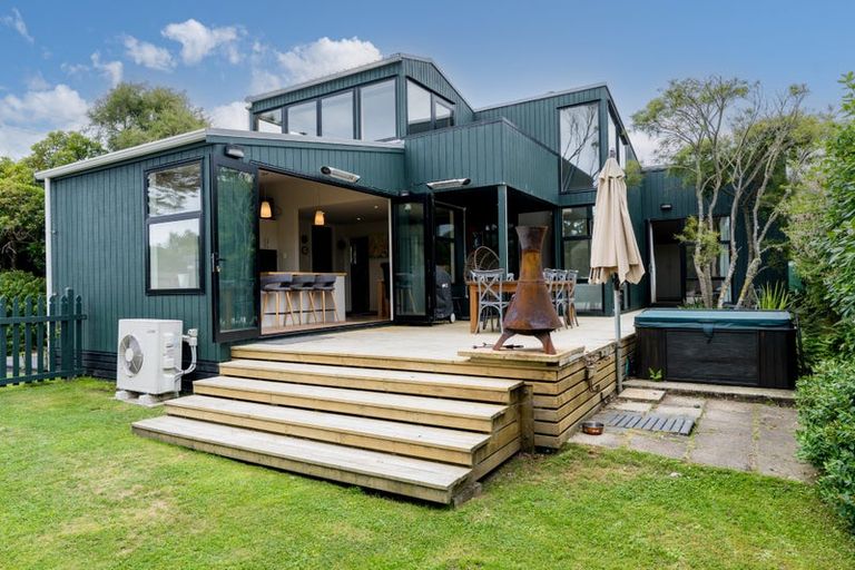 Photo of property in 17 Sulisker Street, Karitane, Waikouaiti, 9471