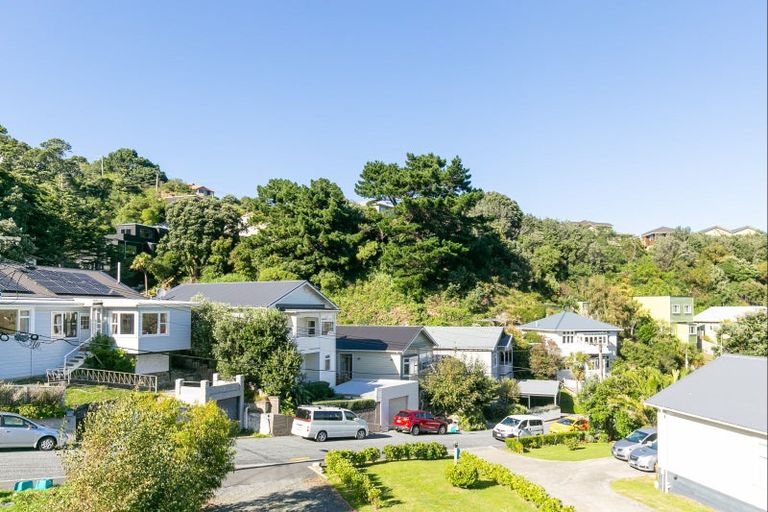 Photo of property in 51 Jackson Street, Island Bay, Wellington, 6023