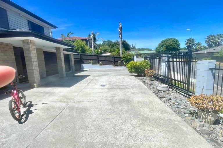 Photo of property in 58 Cartmel Avenue, Massey, Auckland, 0614
