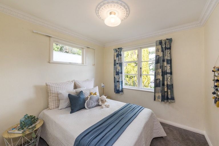 Photo of property in 2 Norwich Place, Awapuni, Palmerston North, 4412