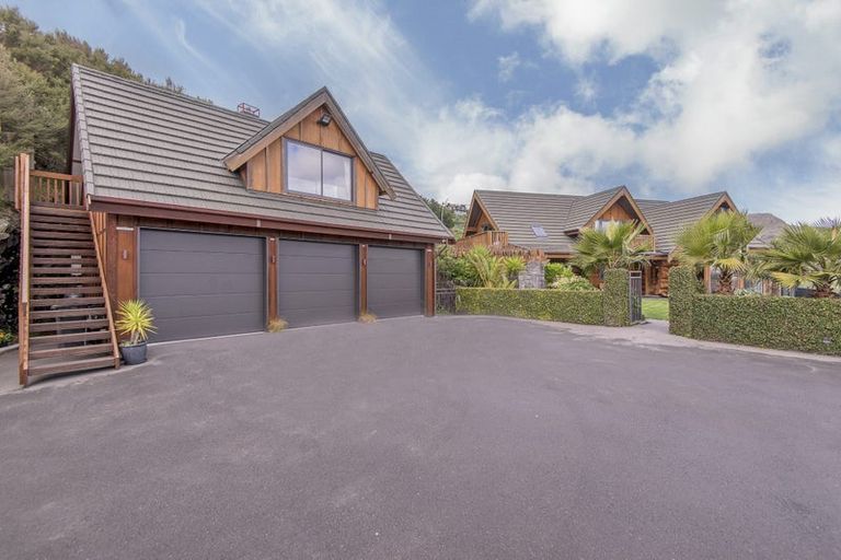 Photo of property in 5 Lapwing Lane, Mount Pleasant, Christchurch, 8081