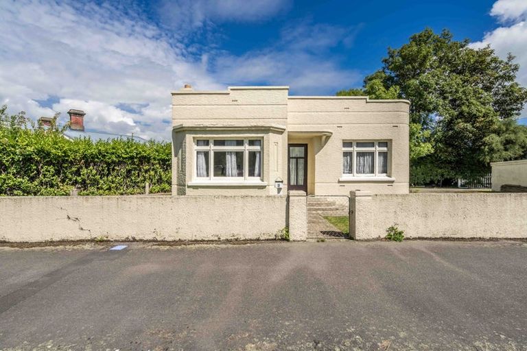 Photo of property in 2 Wentworth Street, East Gore, Gore, 9710