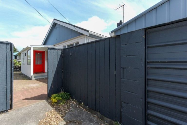 Photo of property in 134 Frankley Road, Frankleigh Park, New Plymouth, 4310