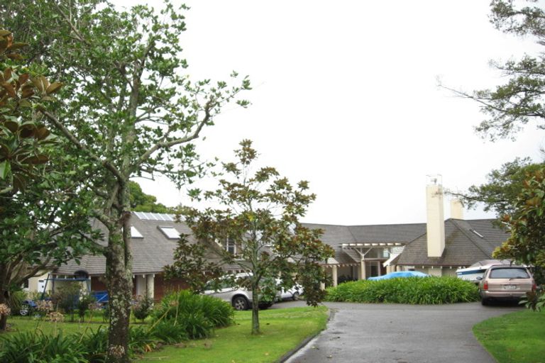 Photo of property in 39 Seymour Road, Mellons Bay, Auckland, 2014