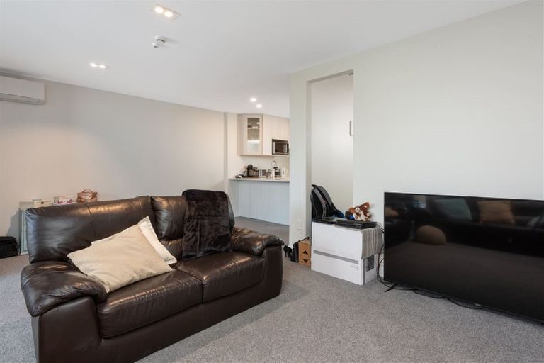 Photo of property in 2-06/424 Maunganui Road, Mount Maunganui, 3116