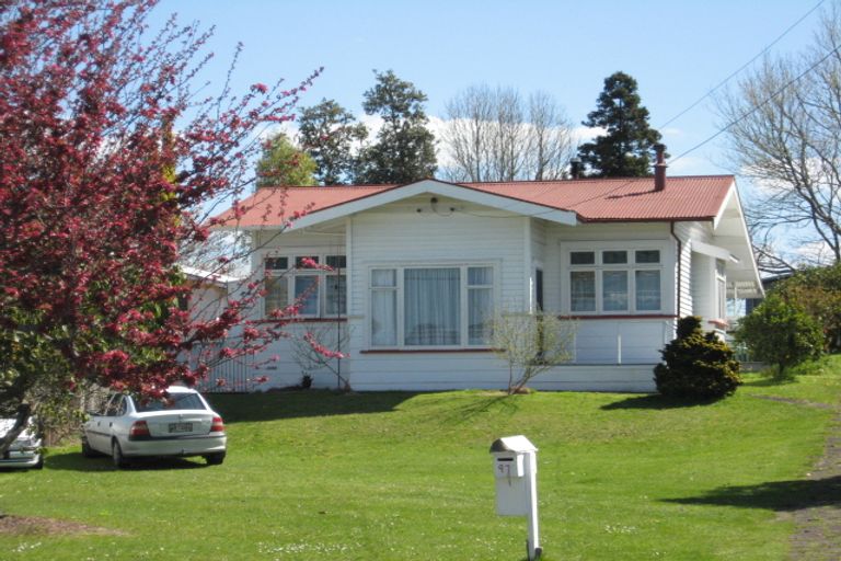 Photo of property in 97 Hakanoa Street, Huntly, 3700