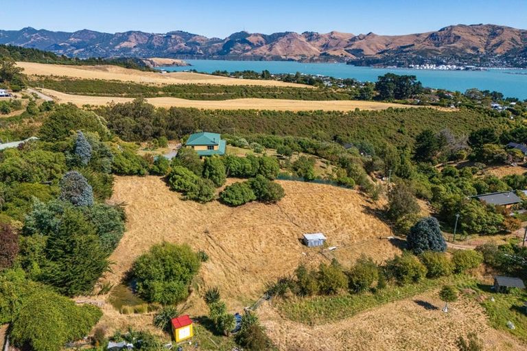 Photo of property in 33 Te Papau Crescent, Diamond Harbour, 8972