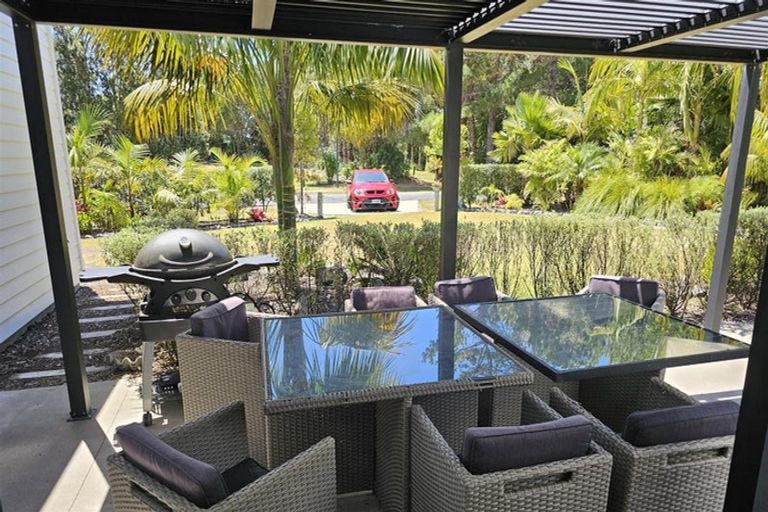 Photo of property in 807 Matarangi Drive, Matarangi, Whitianga, 3592