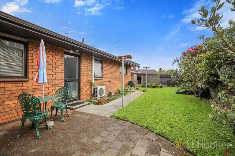 Photo of property in 2 Brundon Place, Lynmore, Rotorua, 3010