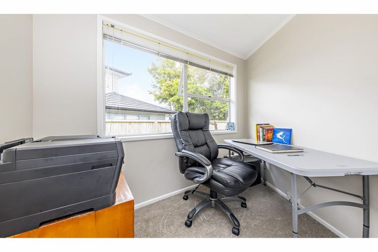 Photo of property in 27 Hope Farm Avenue, Pakuranga Heights, Auckland, 2010