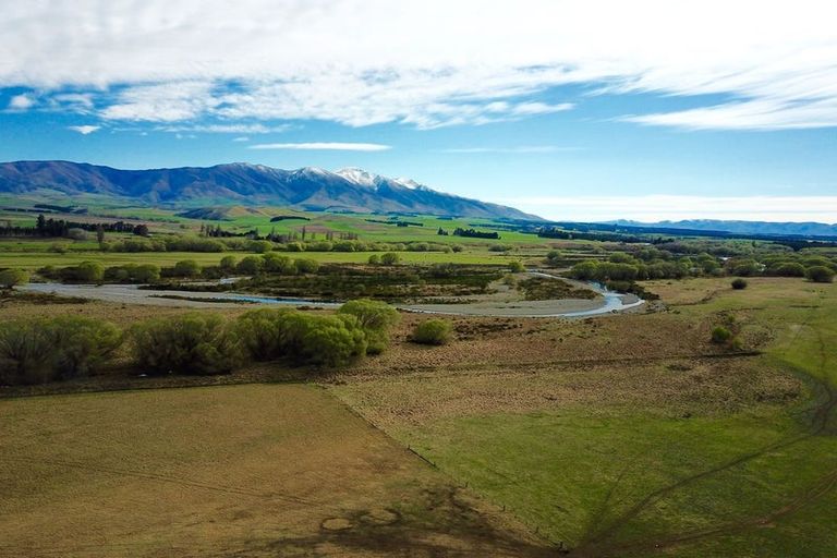 Photo of property in 307 Mchenrys Road, Hakataramea Valley, 9498