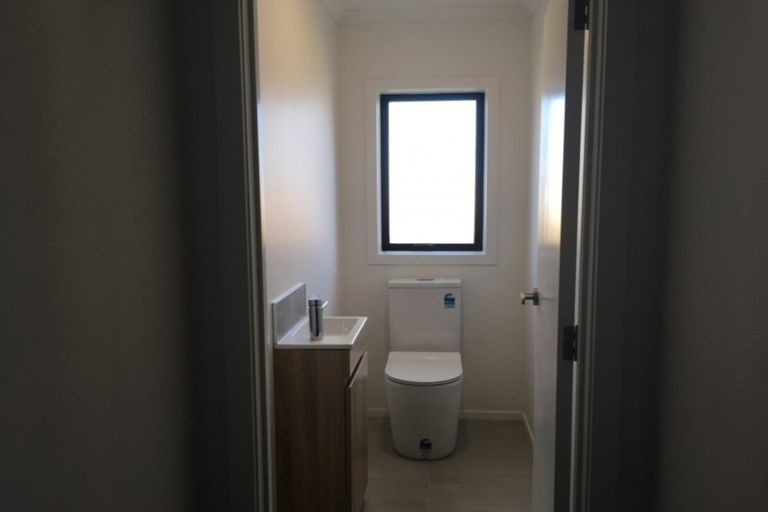 Photo of property in 23 Miharo Crescent, Flagstaff, Hamilton, 3210