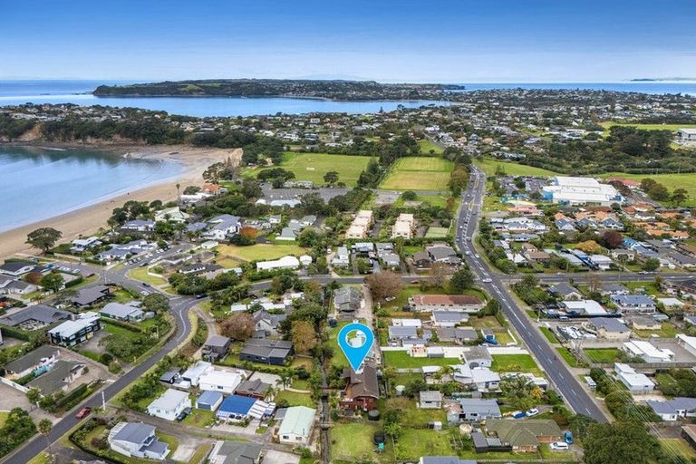 Photo of property in 43 Langton Road, Stanmore Bay, Whangaparaoa, 0932