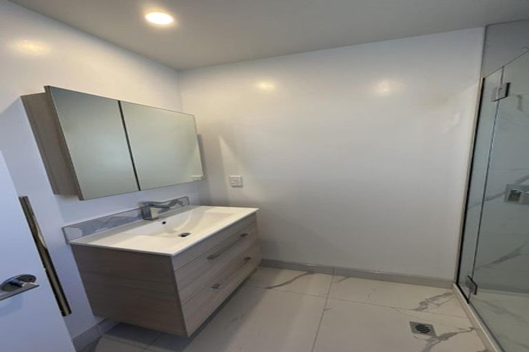 Photo of property in 3/231 Marine Parade, Seatoun, Wellington, 6022