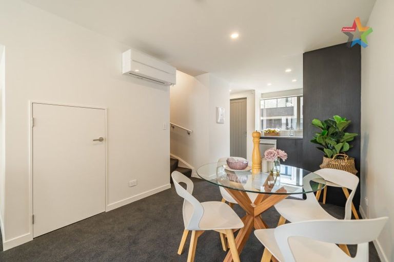 Photo of property in 38 John Street, Stokes Valley, Lower Hutt, 5019