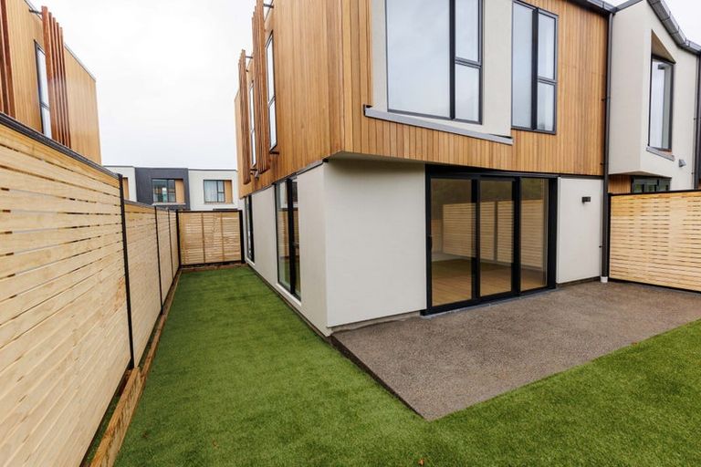 Photo of property in 18/10 Trieste Way, Paraparaumu, 5032