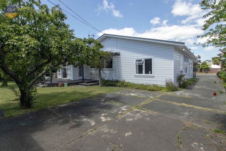 Photo of property in 16 Osier Road, Greenmeadows, Napier, 4112