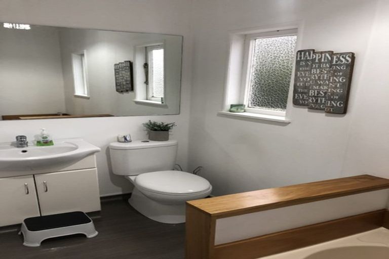 Photo of property in 15 Tararua Street, Masterton, 5810