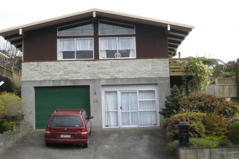 Photo of property in 14 Carlton Terrace, Westown, New Plymouth, 4310