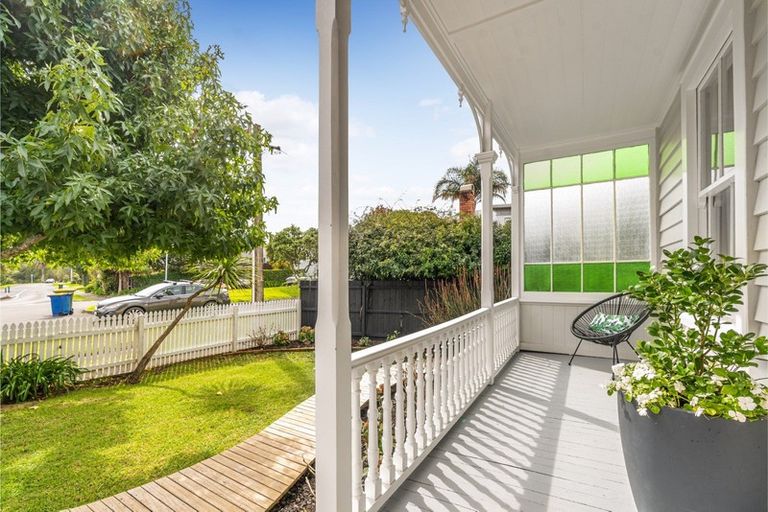 Photo of property in 3/6 Wairoa Road, Devonport, Auckland, 0624