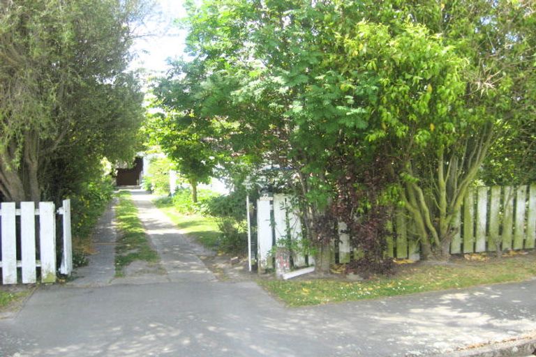 Photo of property in 73 Martin Avenue, Beckenham, Christchurch, 8023