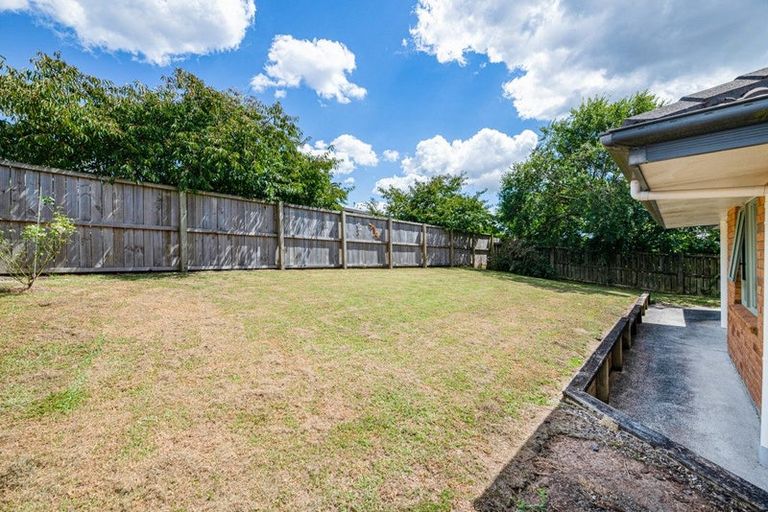 Photo of property in 30 Legacy Drive, Henderson, Auckland, 0612