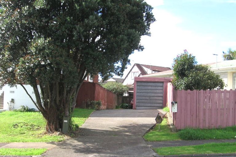 Photo of property in 2/11 Galsworthy Place, Bucklands Beach, Auckland, 2014