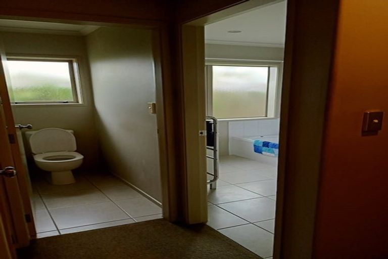 Photo of property in 17/100 Millers Road, Brookfield, Tauranga, 3110