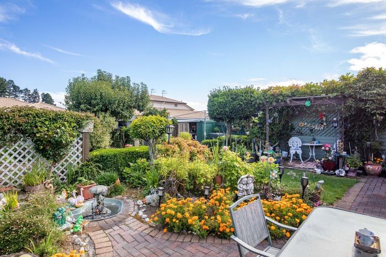 Photo of property in 60 Kawaha Point Road, Kawaha Point, Rotorua, 3010