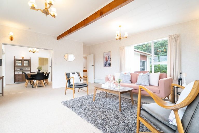 Photo of property in 4 Compass Way, Whitby, Porirua, 5024