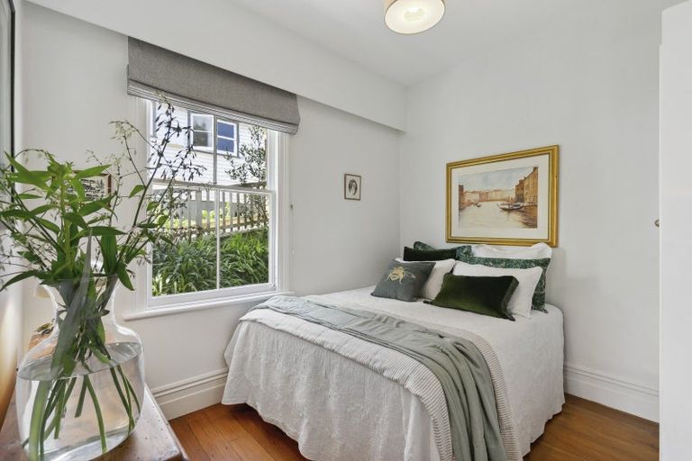 Photo of property in 18 Ottawa Road, Ngaio, Wellington, 6035