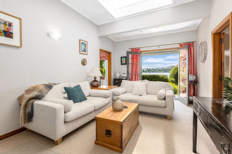 Photo of property in 88 Paremata Road, Paremata, Porirua, 5024