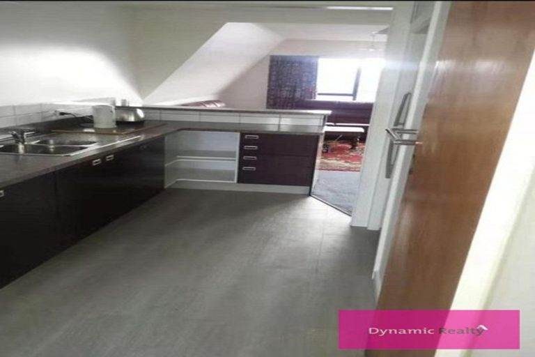 Photo of property in 2/43 Brockworth Place, Riccarton, Christchurch, 8011