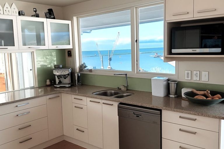 Photo of property in 62 Queens Road, Stepneyville, Nelson, 7010