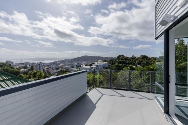 Photo of property in 9 Durham Street, Aro Valley, Wellington, 6021