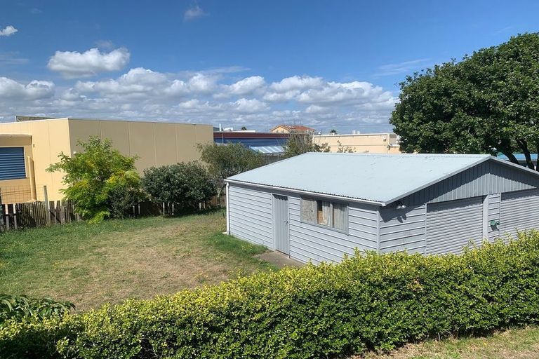 Photo of property in 15 Percy Road, Papamoa Beach, Papamoa, 3118