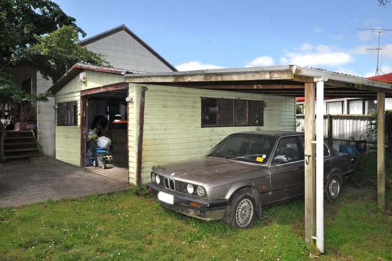 Photo of property in 78 Hyperion Drive, Randwick Park, Auckland, 2105