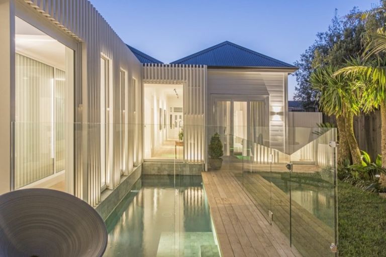 Photo of property in 79 Sussex Street, Grey Lynn, Auckland, 1021