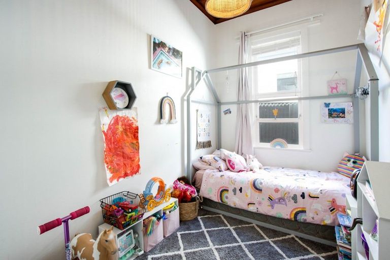 Photo of property in 70 Mcgrath Street, Napier South, Napier, 4110