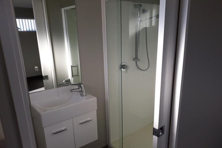 Photo of property in 60 Brockworth Place, Riccarton, Christchurch, 8011