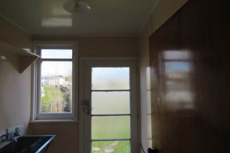 Photo of property in 34 Roberts Street, Tawa, Wellington, 5028