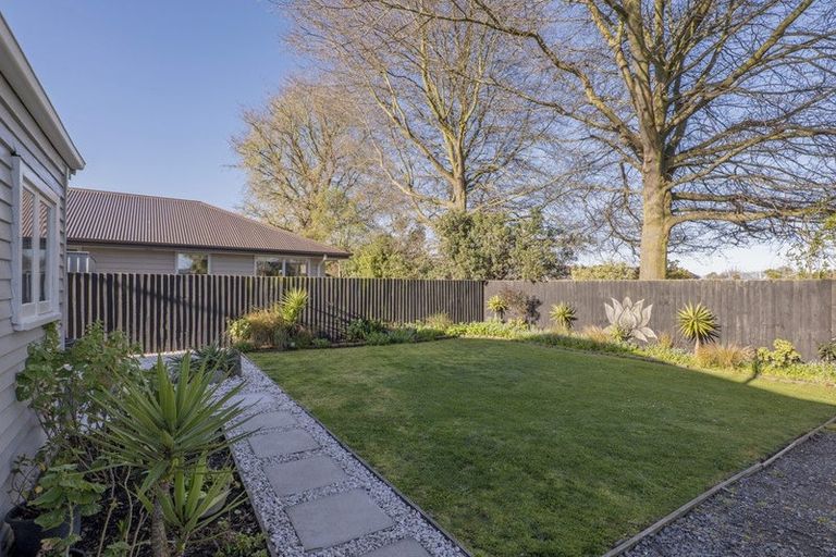 Photo of property in 18 Olliviers Road, Phillipstown, Christchurch, 8011