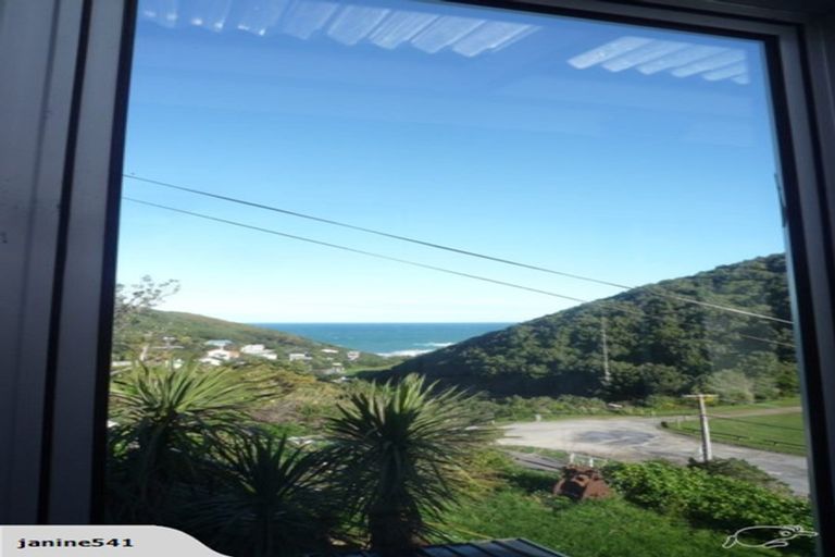 Photo of property in 119 Houghton Bay Road, Houghton Bay, Wellington, 6023